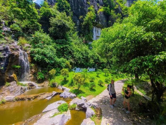 Ninh Binh Daily Tour (Hoa LU – TRANG an – MUA CAVE) - Inclusions and Exclusions