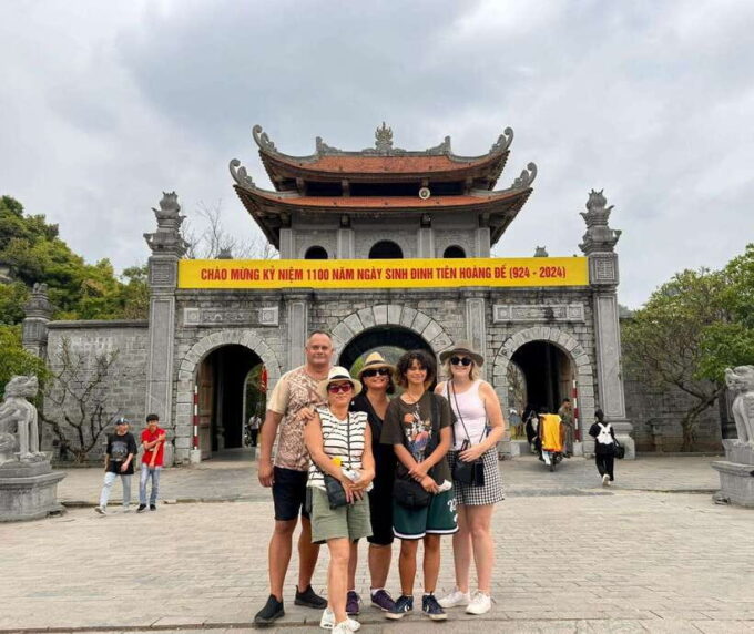 Ninh Binh Day Tour From Hanoi: Hoa Lu, Trang an and Mua Cave - Hoa Lu Ancient Capital