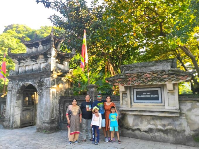 Ninh Binh Full-Day Small Group of 11 Guided Tour From Hanoi - Hoa Lu Ancient Capital