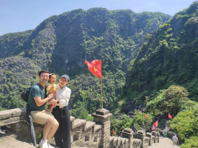 Ninh Binh Full Day Small Group Of 9 Guided Tour From Ha Noi - Group Size and Duration