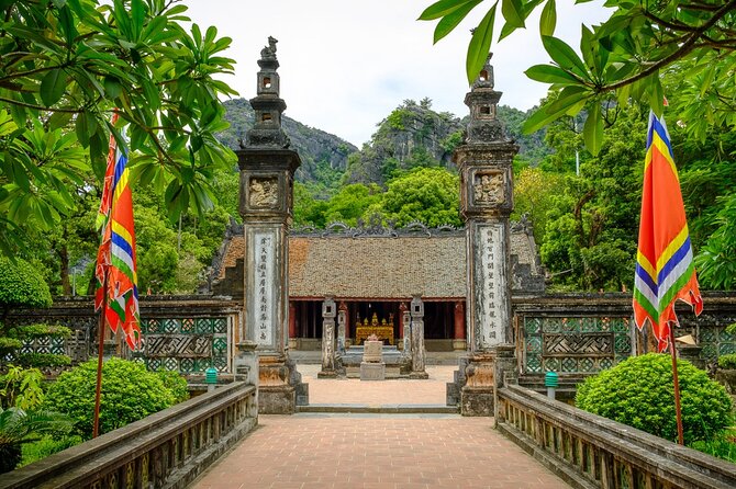 Ninh Binh Full-Day Trip: Hoa Lu -Tam Coc By Limousin Bus - Pickup and Drop-off
