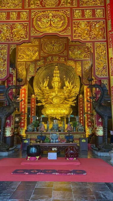 Ninh Bình Group Tour: Bai Dinh Pagoda, Trang An, Mua Cave - Exploring Bai Dinh Pagoda