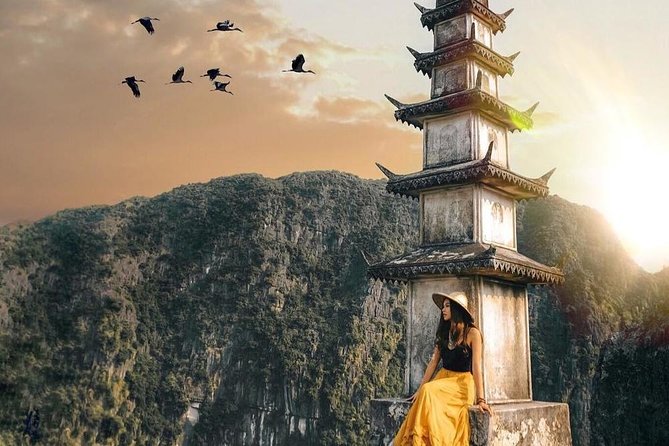 Ninh Binh: Hoa Lu- Tam Coc- Mua Cave 1 Day - Meeting and Pickup
