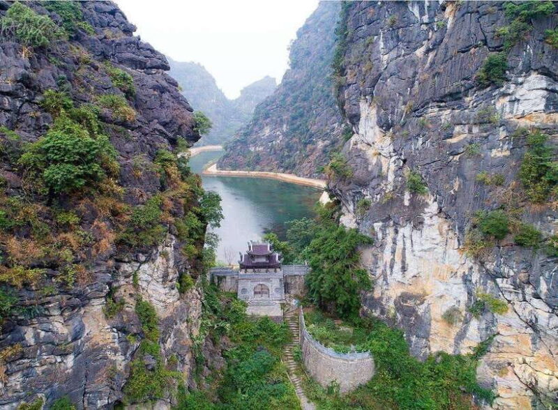 Ninh Binh: Hoa Lu, Trang An, and Mua Cave Day Tour - Itinerary Highlights
