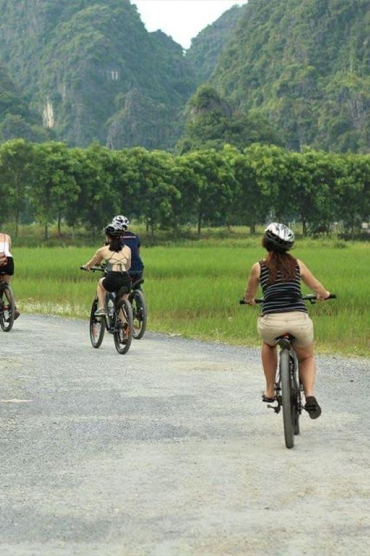 Ninh Binh: Hoa Lu – Trang An - Cycling & Boat Group Tour - Itinerary Highlights