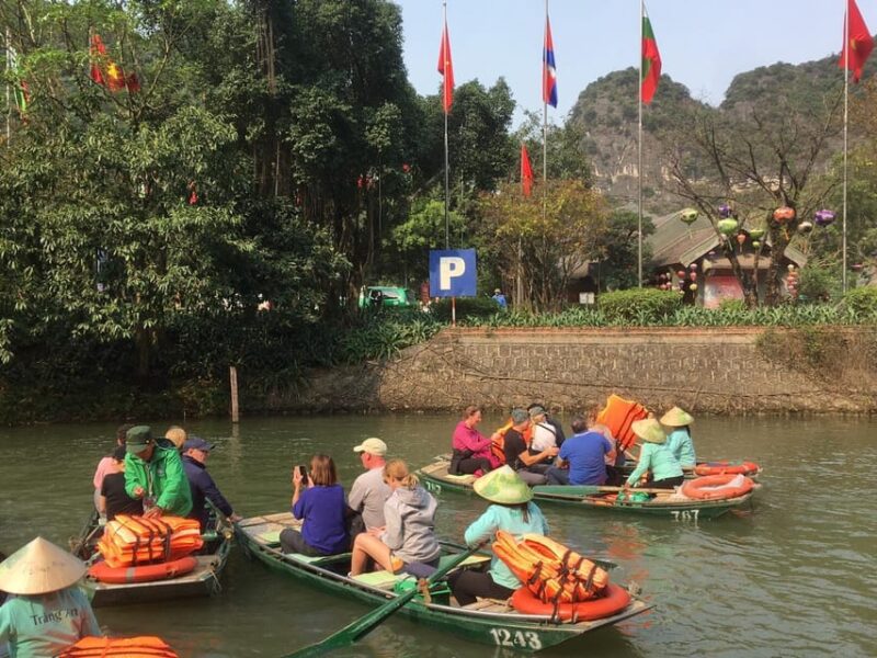 Ninh Binh: Hoa Lu- Trang An- Mua Cave- Bich Dong Pagoda Tour - Bich Dong Pagoda Visit