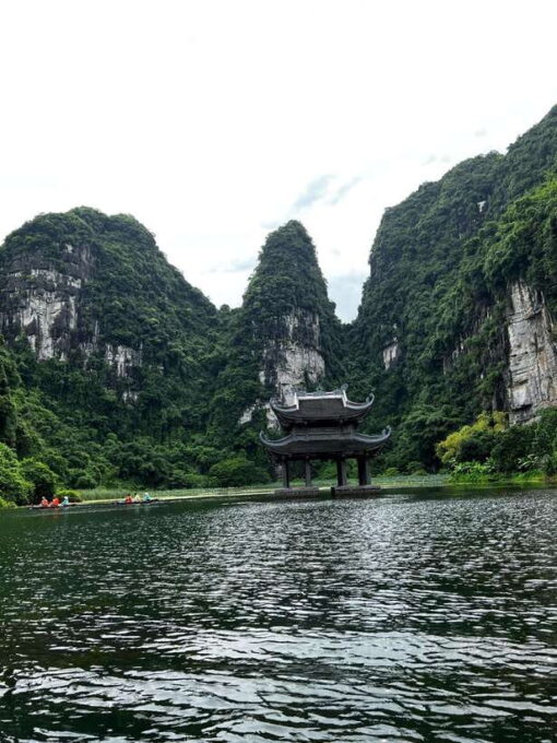 Ninh Binh: Hoa Lu, Trang an & Mua Cave Day Tour From Ha Noi - Breathtaking Views From Mua Cave