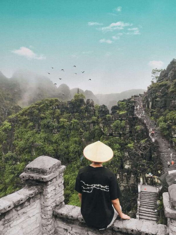 Ninh Binh Luxury: Bai Dinh, TrangAn, Mua Cave, Limousine Bus - Itinerary and Highlights