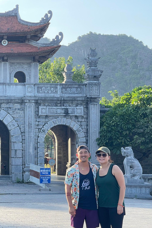 Ninh Binh Luxury Day Tour From Hanoi (Trang an - Hoa Lu) - Inclusions