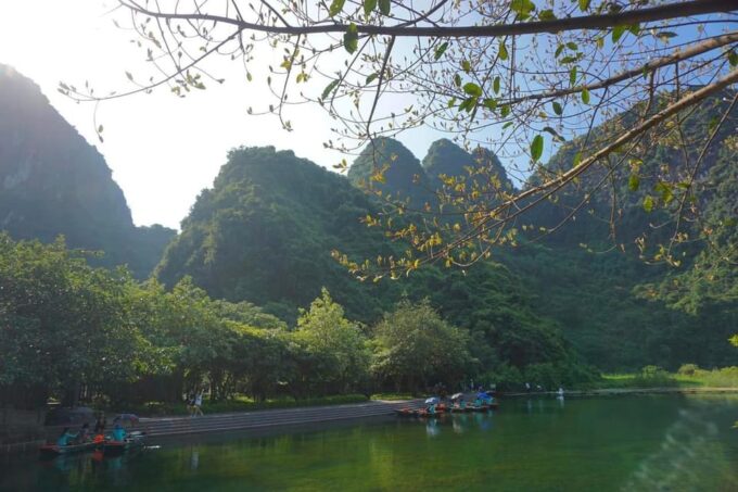Ninh Binh Luxury Small Group Daily Trip - Mua Cave Hike