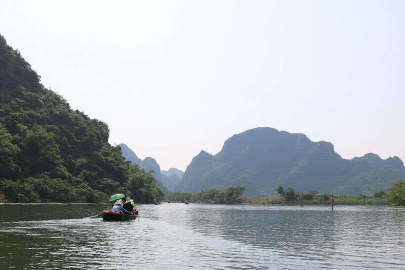 Ninh Binh Luxury Tour: Hoa Lu, Mua Hike, Tam Coc Boat - Itinerary Highlights