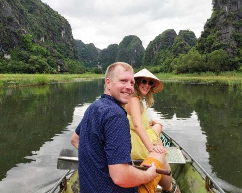 Ninh Binh Private Tour to Hoa Lu, Tam Coc & Mua Cave - Enjoying the Local Cuisine