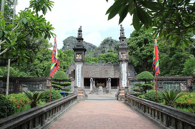Ninh Binh Private Tour Unique Route Hoa Lu - Tam Coc - Bich Dong - Highlights of the Tour