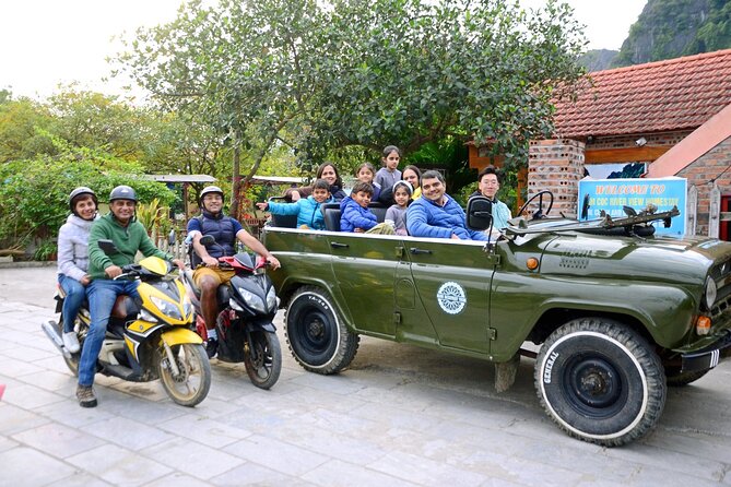 Ninh Binh Sunset Jeep Tour And Visit Hoa Lu Ancient Town - Getting There