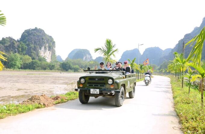 Ninh Binh Sunset Jeep Tour & Hoa Lu Ancient Town At Night - Recap