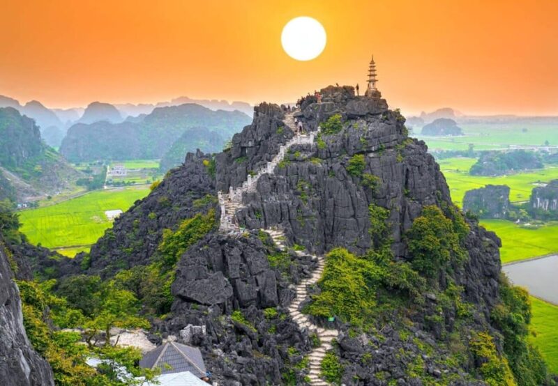 Ninh Binh Sunset Tour And Visit Hoa Lu Ancient Town - Key Points
