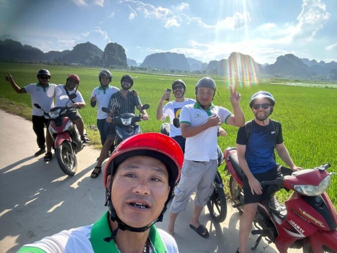 Ninh Binh Sunset Tour And Visit Hoa Lu Ancient Town - Scenic Drive and Attractions