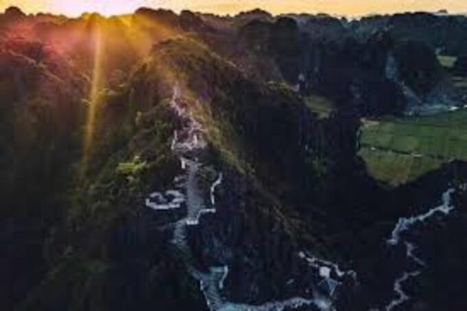 Ninh Binh Sunset Tour And Visit Hoa Lu Ancient Town - Customer Reviews