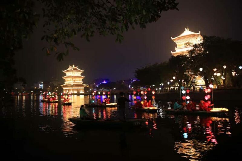 Ninh Binh: Tam Coc Boat Ride, Mua Cave Sunset, Hoa Lu Stroll - Optional Dinner and Return
