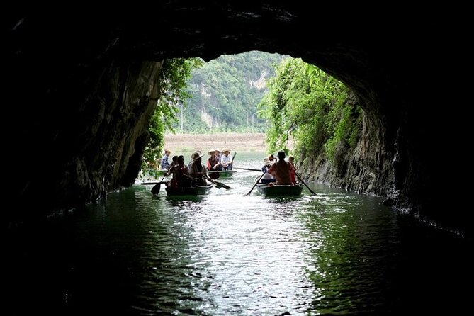 Ninh Binh Tour: Deluxe & Small Group Tam Coc Hoa Lu - Boat, Biking, Buffet Lunch - About the Tour Operator