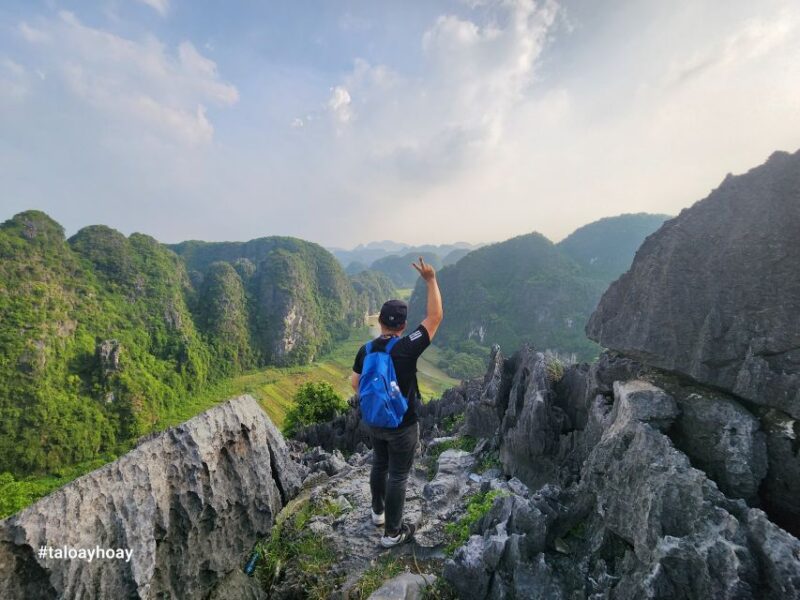 Ninh Binh Tour: Full-Day Hoa Lu and Tam Coc Boat Tour - Tam Coc Boat Trip