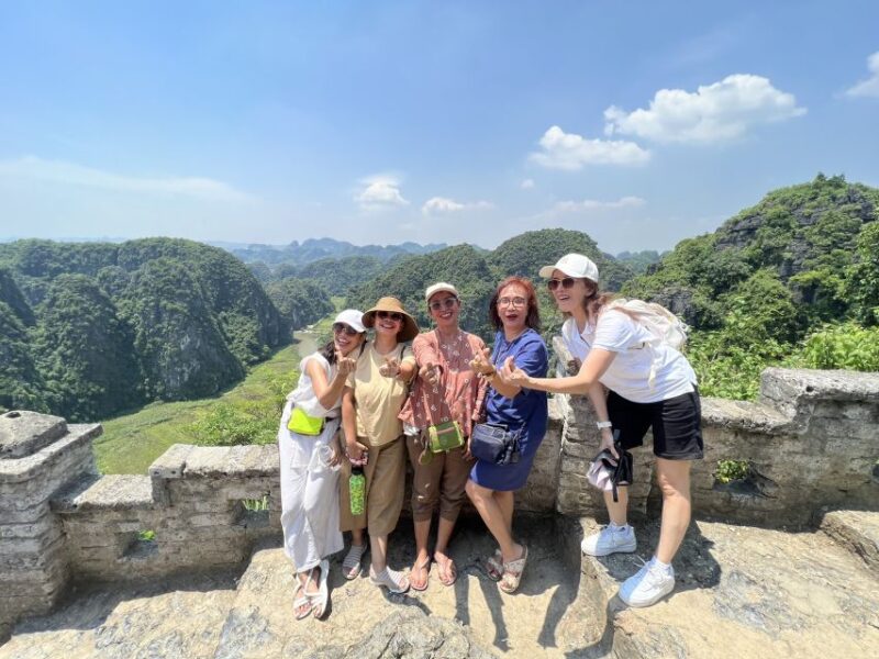 Ninh Binh Tour: Full-Day Hoa Lu and Tam Coc Boat Tour - Inclusions