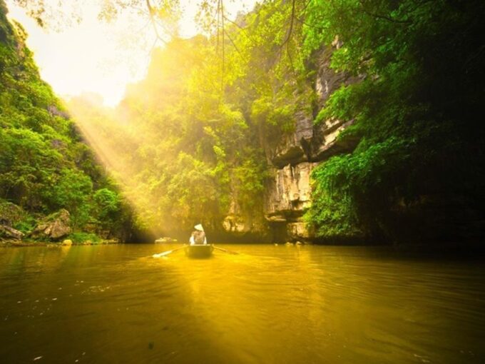 Ninh Binh Tour Tam Coc Mua Cave Hoa Lu Small Group, Buffet - Highlights and Inclusions