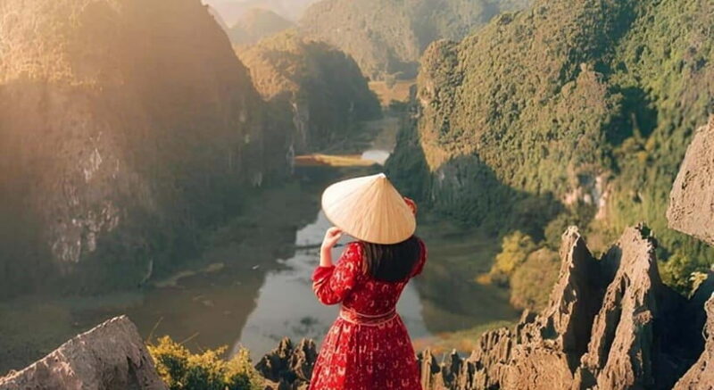 Ninh Binh, Trang An, Bai Dinh Pagoda, and Mua Cave - Itinerary Highlights