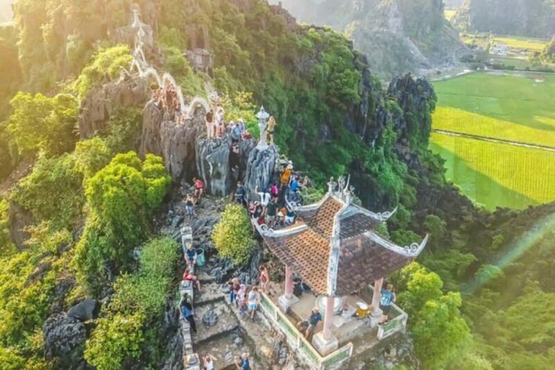 Ninh Binh: Trang An Boat Ride, Hoa Lu & Mua Cave Sunset - Starting Out: Easy Pickup and Scenic Drive