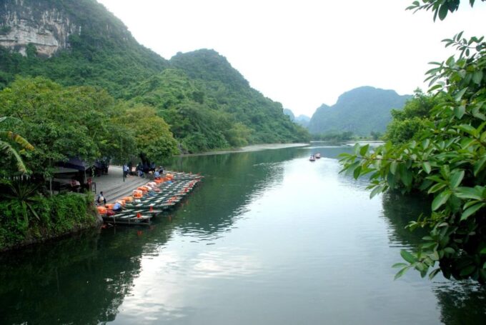 Ninh Binh: Trang An & Hoa Lu Full Day With Lunch Buffet, Bike - Frequently Asked Questions