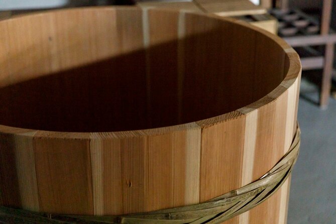 Nishide Shuzo Sake Brewery Tour and Sake Tasting - Engaging With the English-Speaking Guide