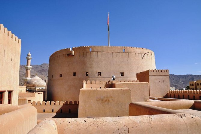 Nizwa and Jabal Shams - Defensive Tower of Nizwa