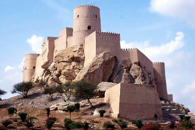 Nizwa Bahla & Jabrin Fort(Muscat Tours) as Private and Custom Trip - Exploring Nizwa