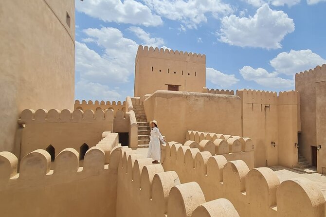 Nizwa Fort-Nizwa Souq-Birkat Al Mouz-Jebel Akhdar - Private Full Day Tour - Booking and Restrictions