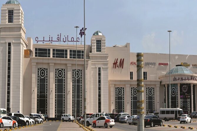 Nizwa Full Day Tour From Muscat With JABREEN Fort - Inclusions in the Tour