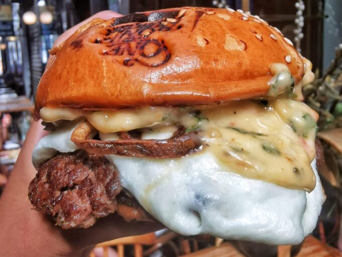 No Diet Club - a Selection of the Best Burgers in Paris ! - Frequently Asked Questions