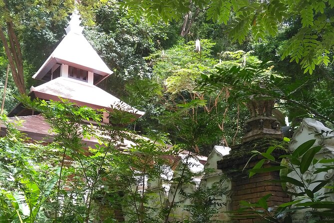 No1. Chiang Mai City Hiking, Biking & Kayaking Triathalon - Kayaking Experience
