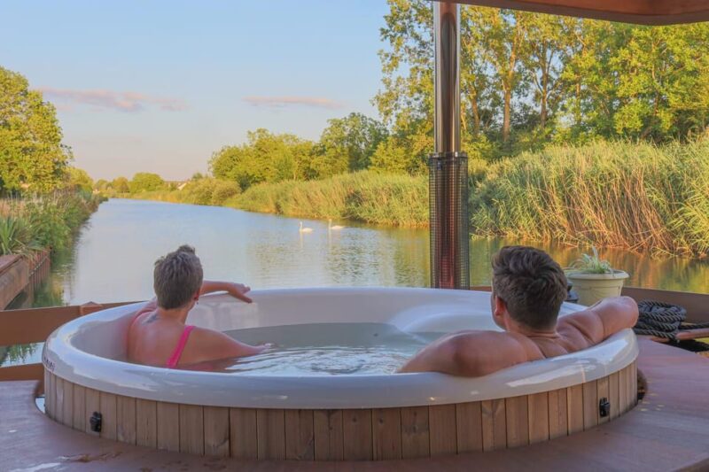 Nocturnal Eclipse - Evening Private Boat Cruise in Champagne - Itinerary Highlights