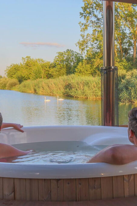 Nocturnal Eclipse - Evening Private Boat Cruise in Champagne - Important Considerations