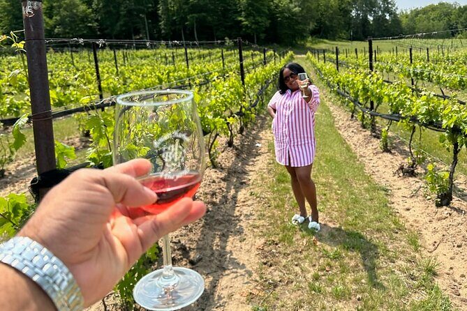 NON BUS VIP GMC Yukon Traverse Old Mission Peninsula Wine Tour - Why This Tour Stands Out