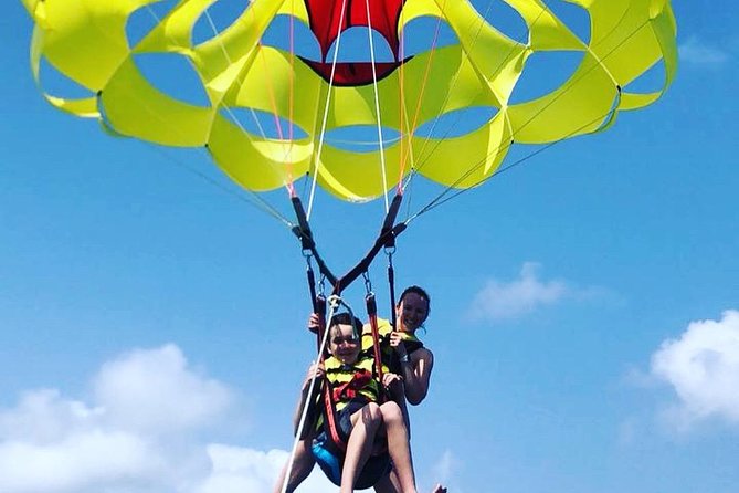 Noord Parasailing With Unparalleled Views - Aerial Views and Thrills