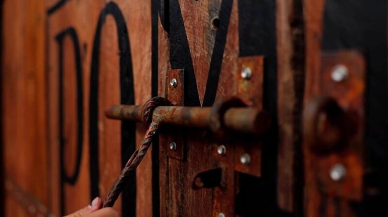 Noosa Heads: Local Gin and Wine Tasting Tour With Lunch - Gin Tasting at 20 20 Distillery