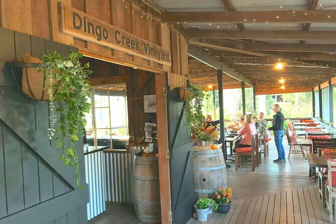 Noosa Hinterland Drinks Private Tour with Gin, Beer, Mead & Wine Tastings - Fourth Stop: Cooran and the Craft Brewery