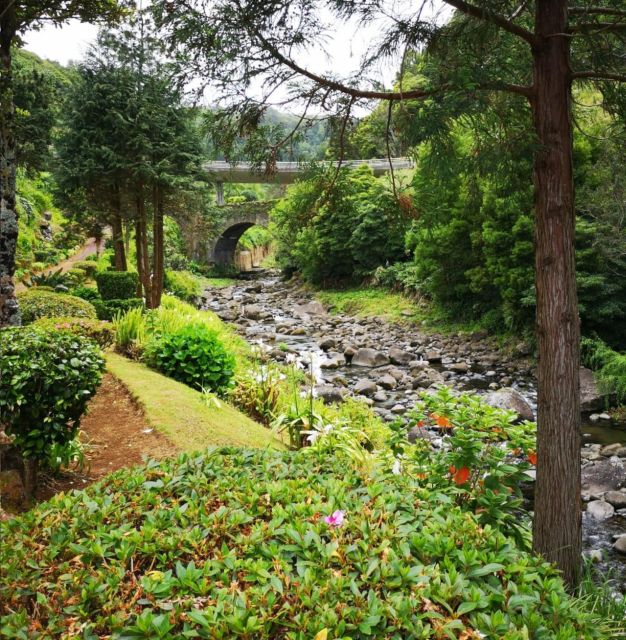Nordeste: Waterfall, Hot Spring and Viewpoints Full-Day Tour - Caldeiras in Furnas Village