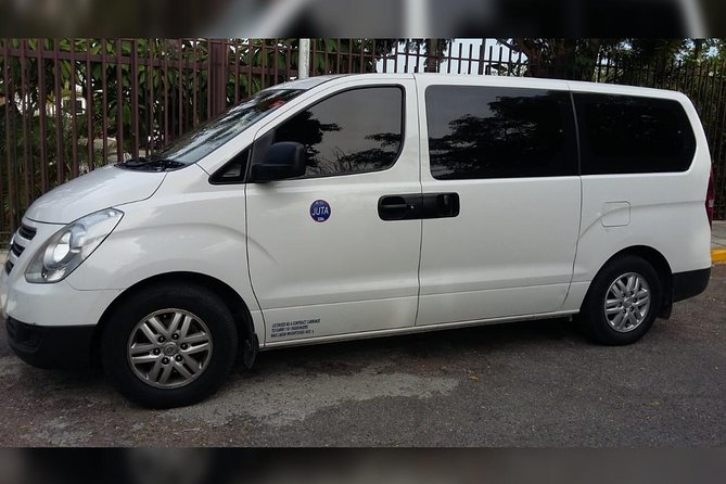 Norman Manley Airport to New Kingston - Booking and Pickup Details