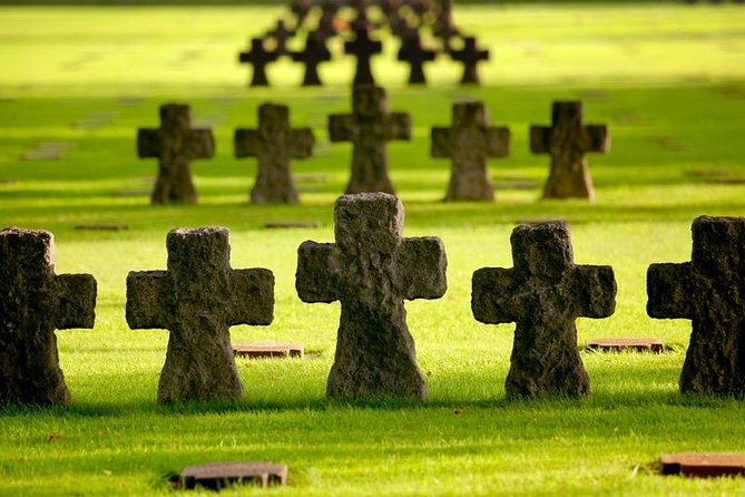 Normandy American & British DDAY Beaches Halfday Tour From Bayeux - Tribute to Fallen Soldiers