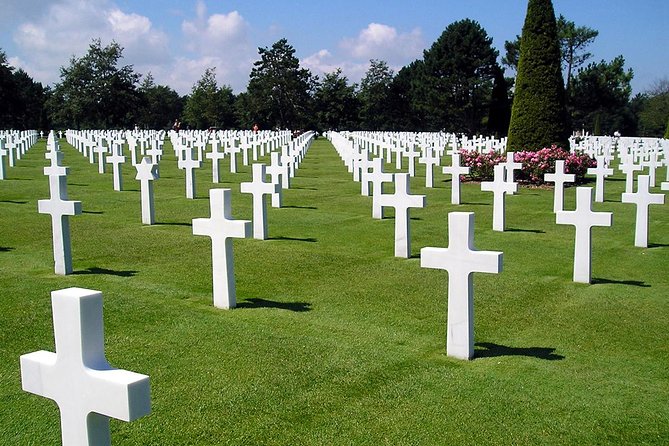 Normandy D-Day Landing Beaches Guided Tour From Paris by Minivan - Highlights of Key Sites