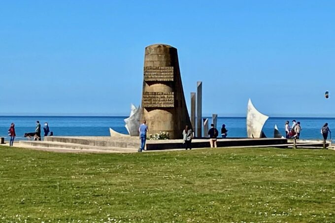 Normandy D-Day Landing Beaches Small-Group Trip From Paris - Whats Included and Whats Not