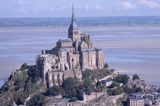 Normandy Mont-Saint-Michel Abbey Entrance Ticket - Group Size Limitations