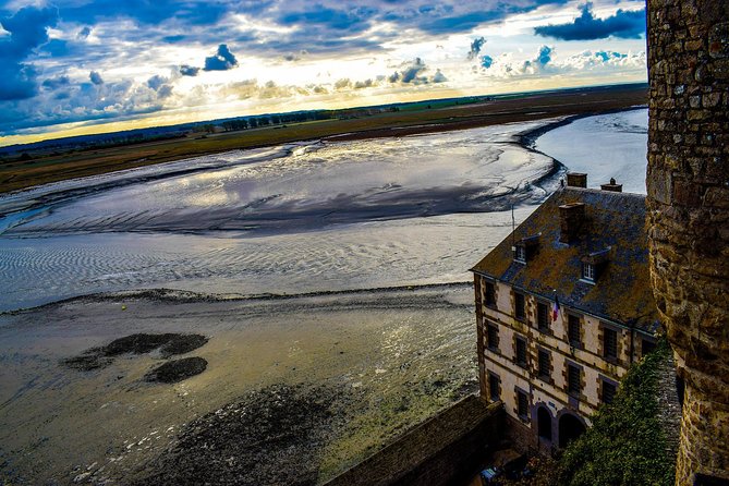 Normandy - Mont Saint-Michel Full Day Tour From Bayeux - Transportation and Guide